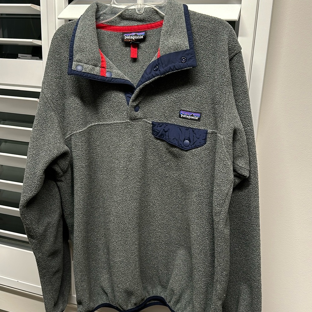 Patagonia pullover